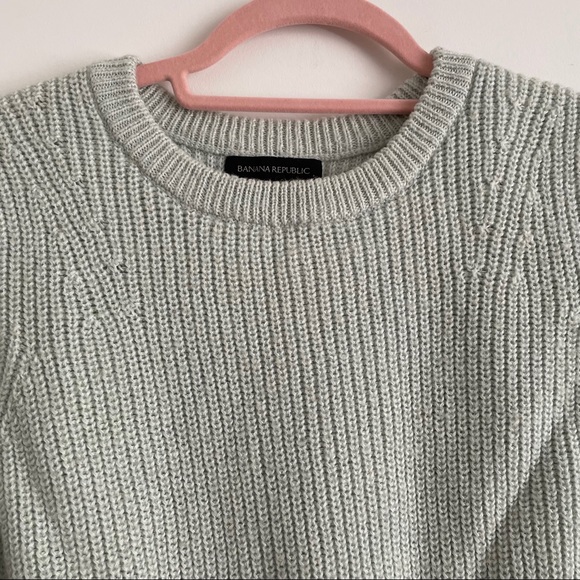 Banana Republic butterfly hem sweater - Picture 2 of 13